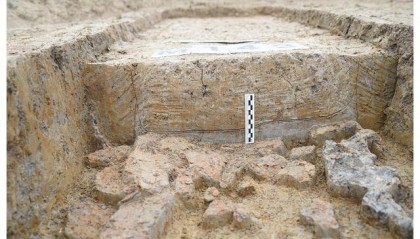 明代墓葬中的土坑墓、砖室墓、石室墓、砖石混筑墓都有哪些特征？