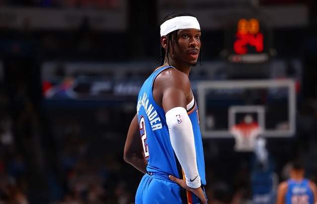 NBA官网最新MVP榜！恩比德居首，小卡跻身前十，詹欧获提名