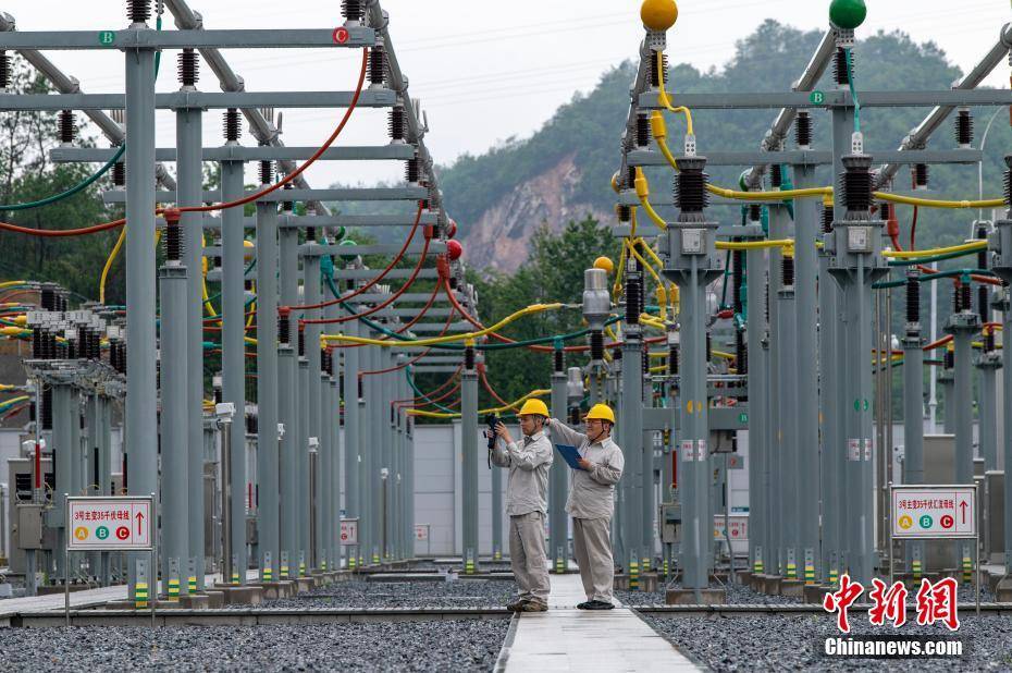 浙江金华：中国首个全模块化建设超高压变电站投运